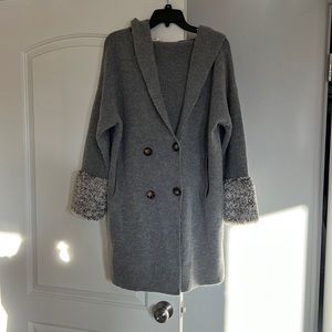 Grey knit hooded jacket